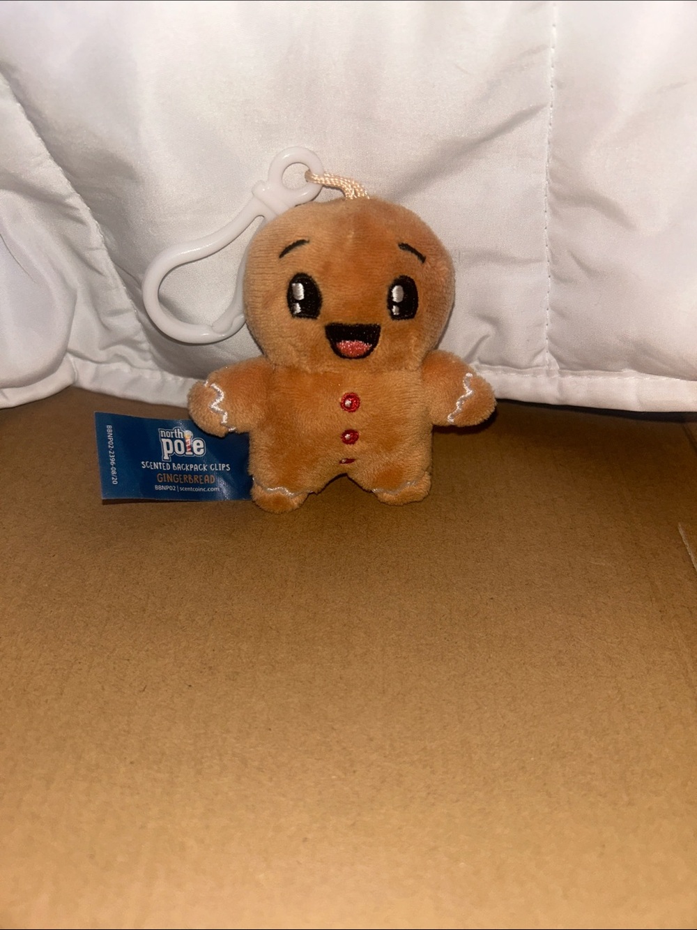 North Pole Scented Brown Gingerbread Plush Clip - Cute Holiday Accessory
